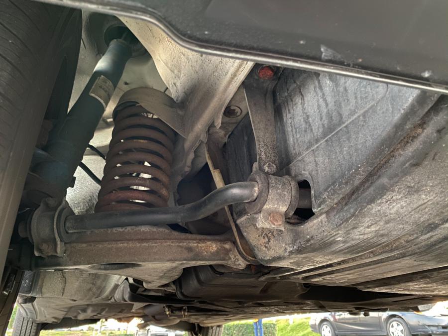 Днище и подвеска Mercedes-Benz 190 D (W124) 1984 года  (NA) (фото 229 из 240)